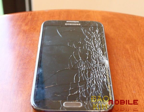 Hình ảnh điện thoại Samsung Note 4 bị rơi vỡ màn hình