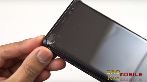 Hình ảnh điện thoại Samsung Note 8 vỡ mặt kính