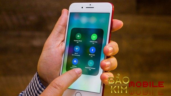 Dịch vụ thay mặt kính cho iphone 8/8 plus tại Baokimmobile