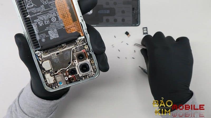 Sửa Xiaomi Mi 13 đột tử, mất camera trước sau 