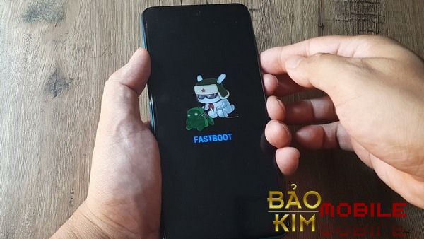 Sửa Xiaomi 14 không lên nguồn