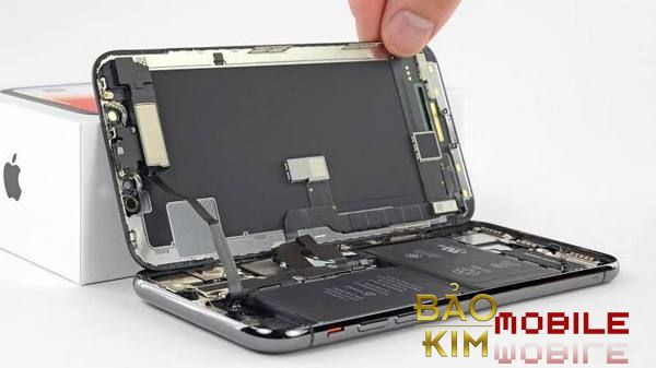 Thay màn hình iPhone 14 Pro Max