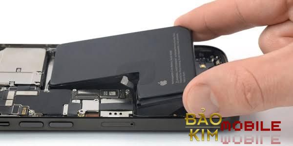 thay pin dung lượng cao iphone 12