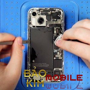 Thay pin dung lượng cao iPhone 15, 15 Pro, 15 Pro Max tại Hà Nội