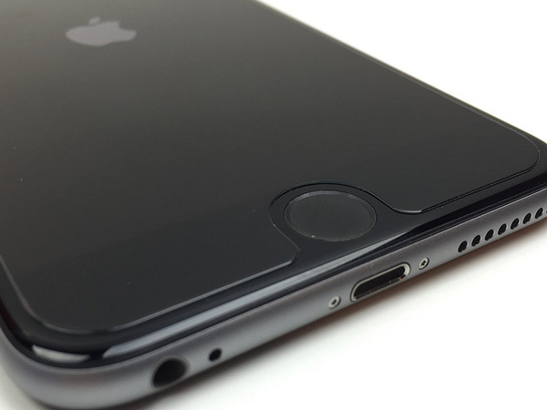 Màn hình iPhone 16: Soft OLED